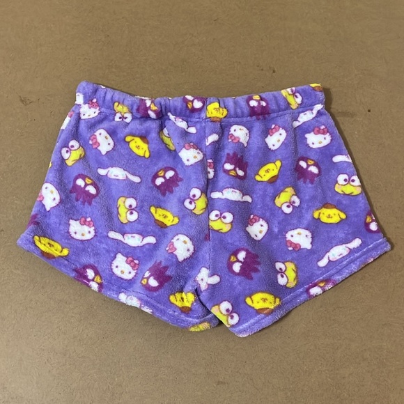 Hello Kitty Plush Shorts - Picture 4 of 5